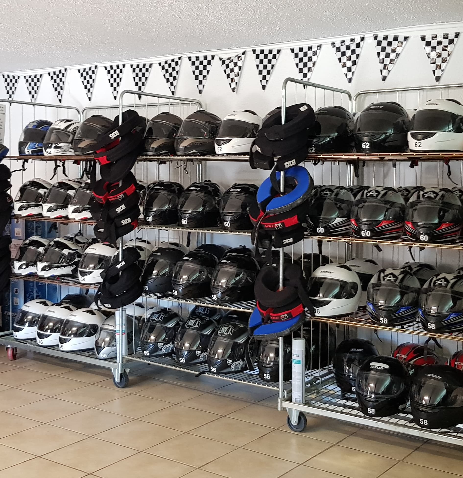 NOS CASQUES