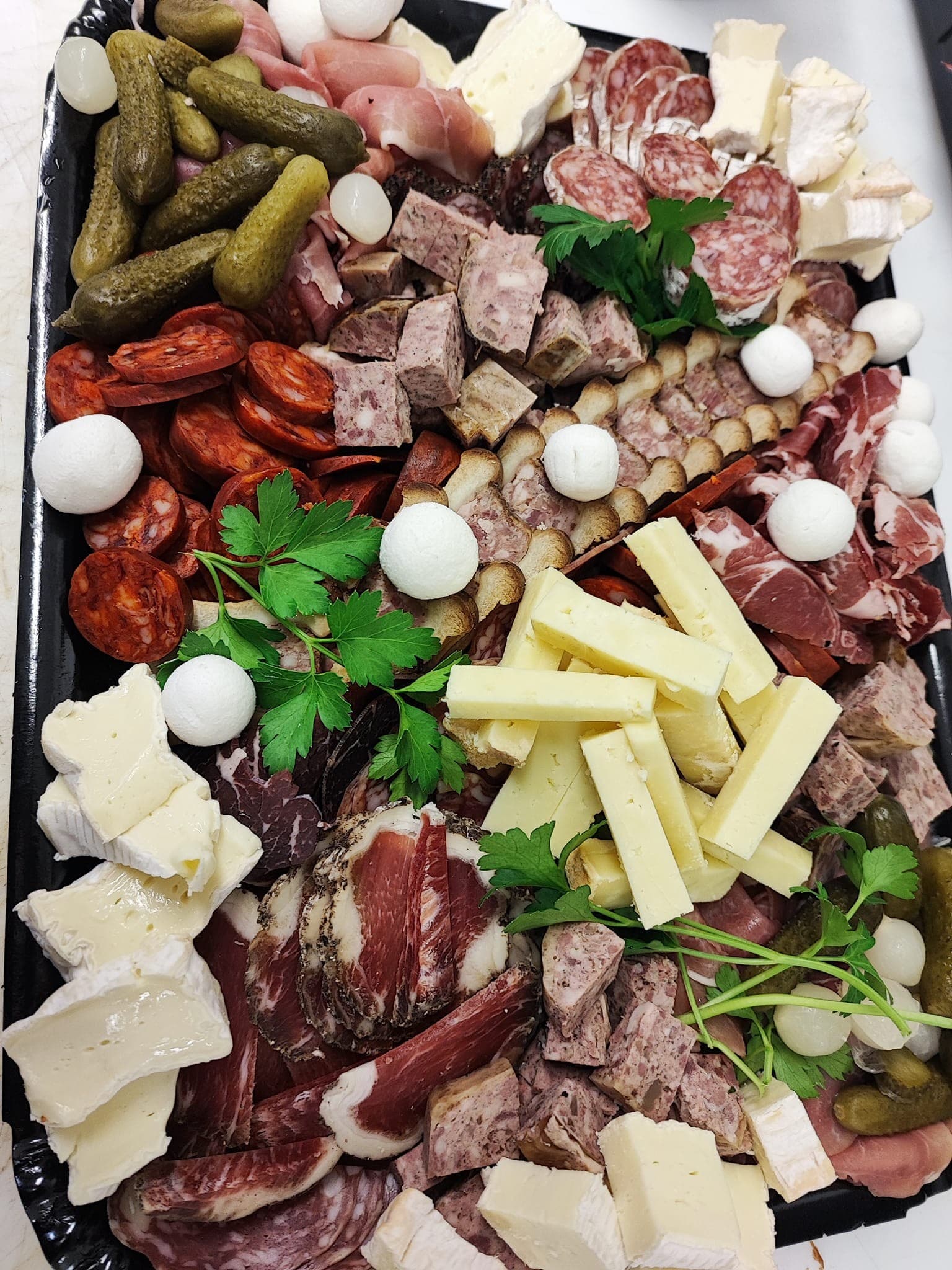 plateau charcuterie-fromage