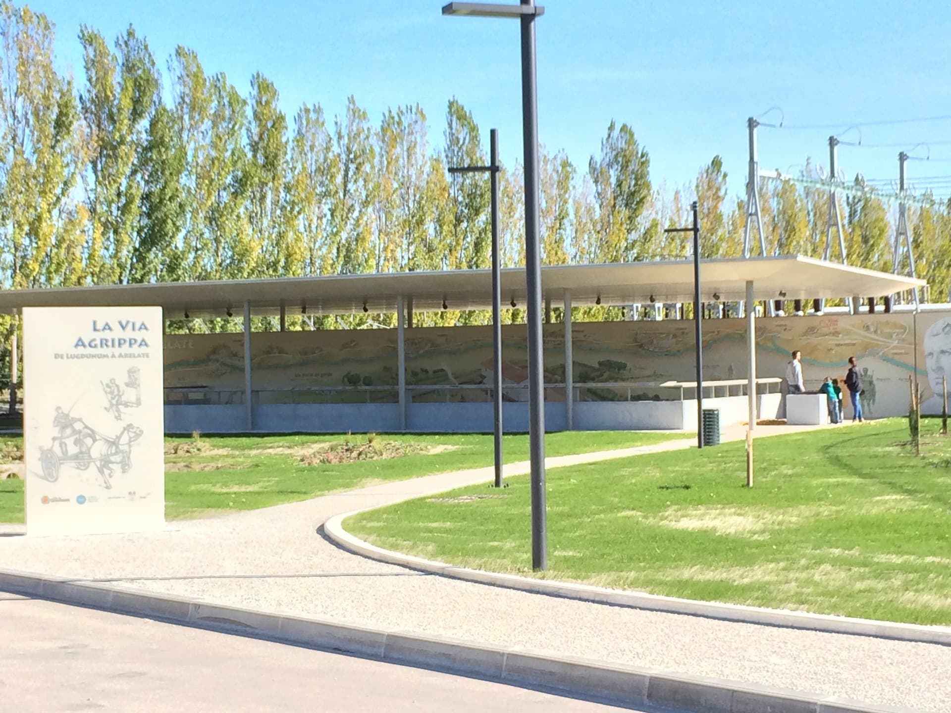 13SI000159_1_HD.jpg