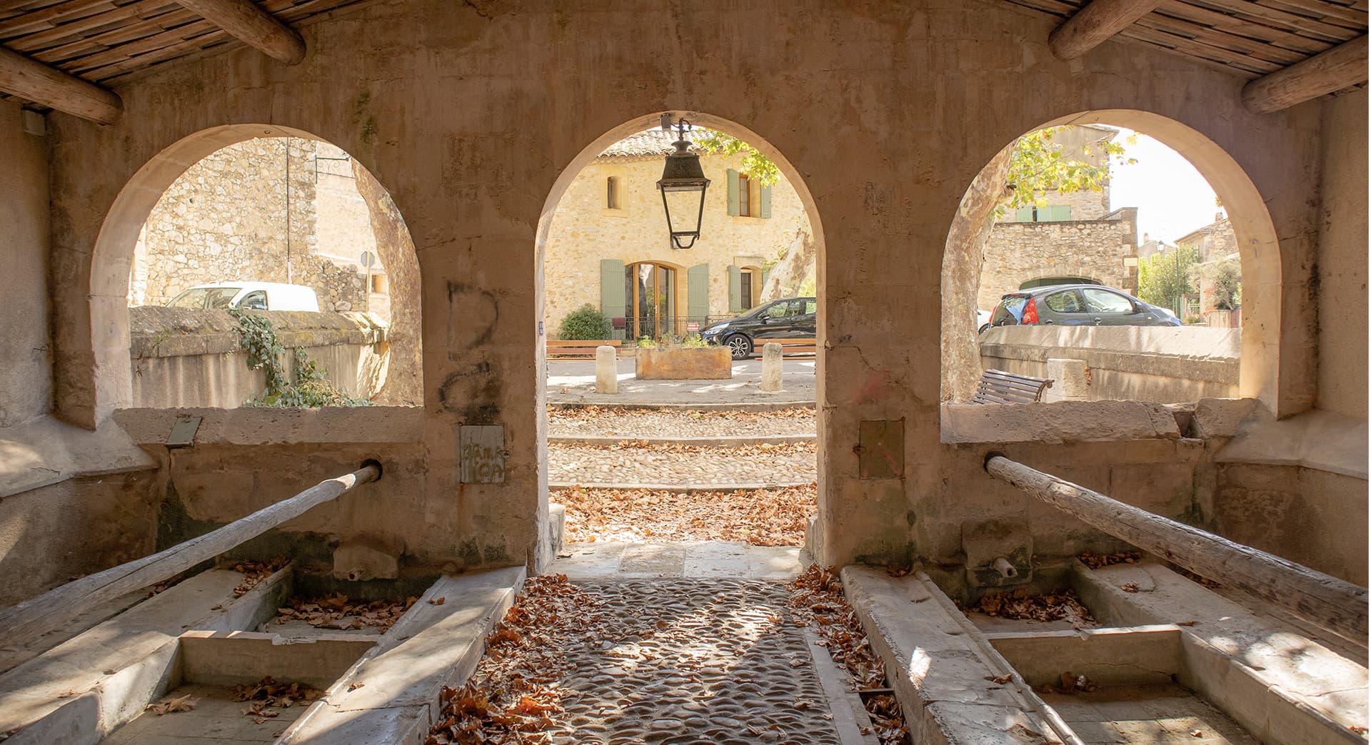 Le lavoir à 3 arcades_Aureille