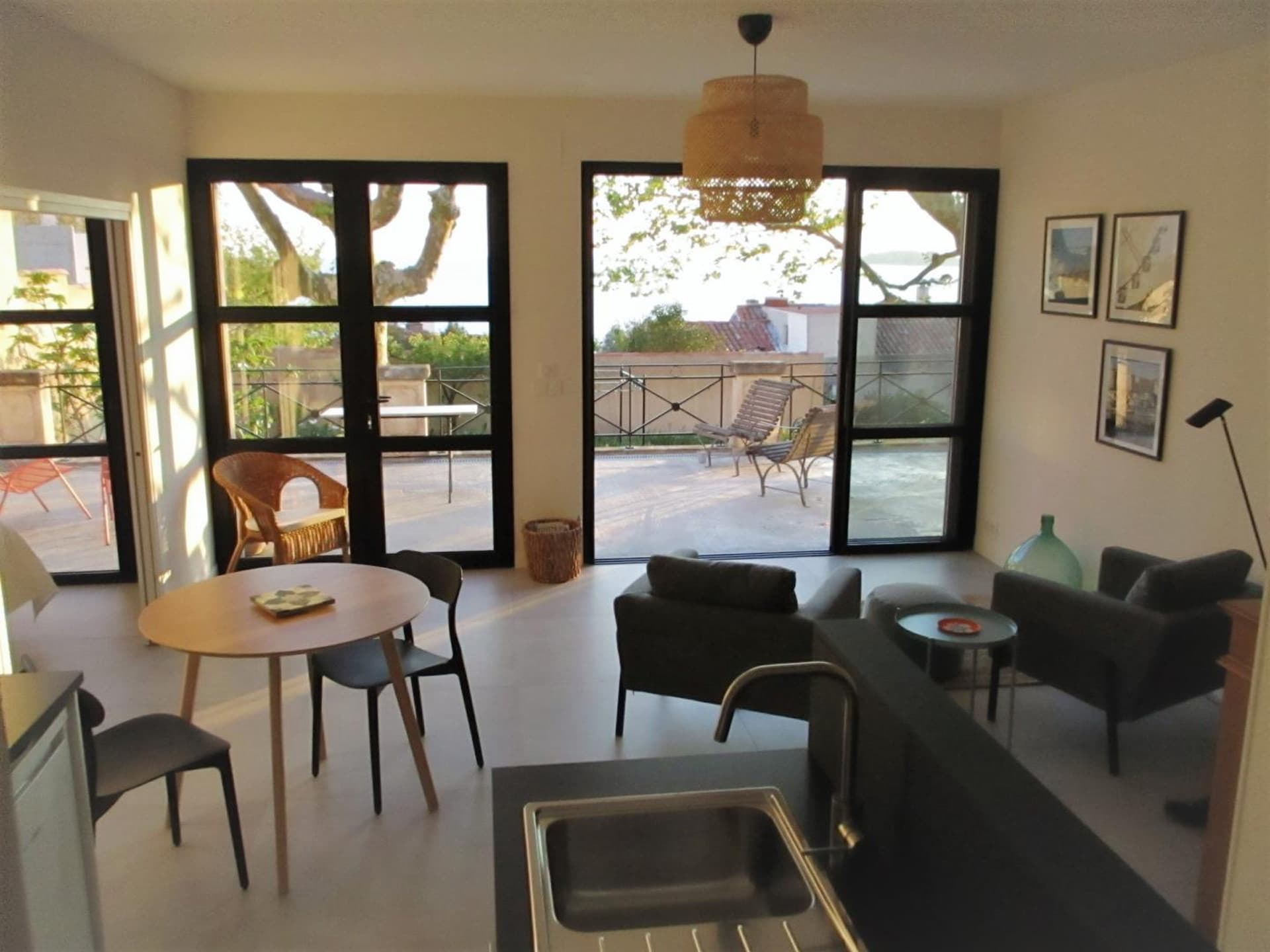 Location saisonnière La Villa Laure Marseille.jpg