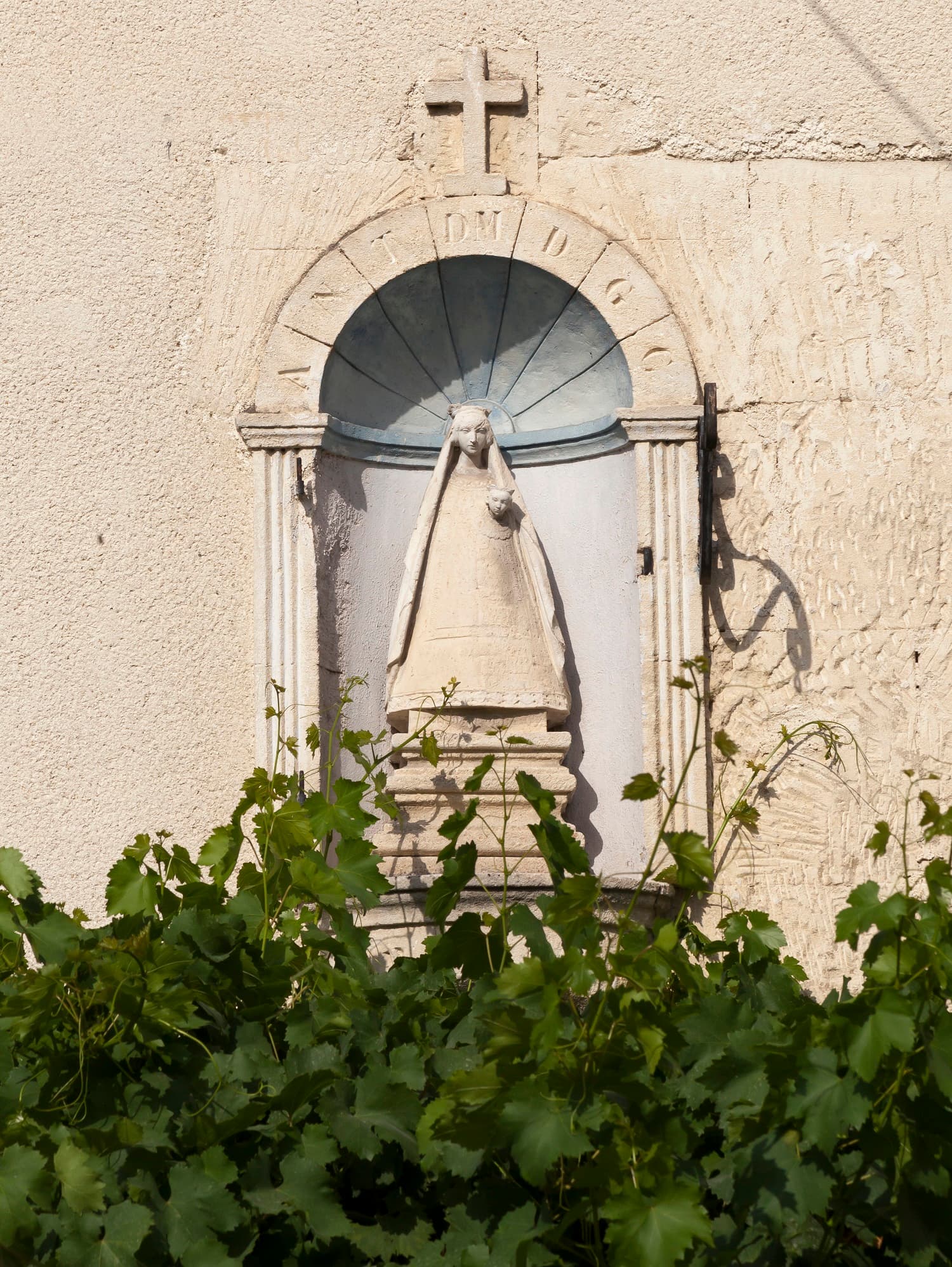 Niches urbaines de Maillane