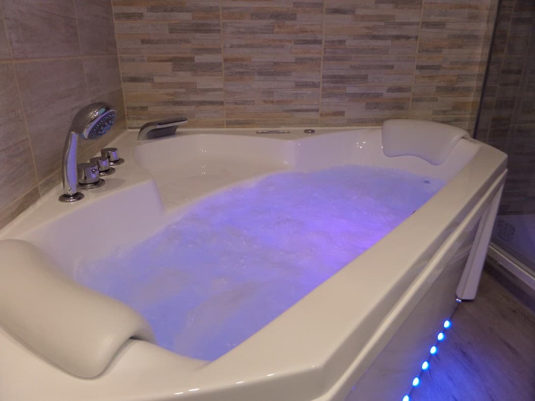 baignoire balnéo.JPG
