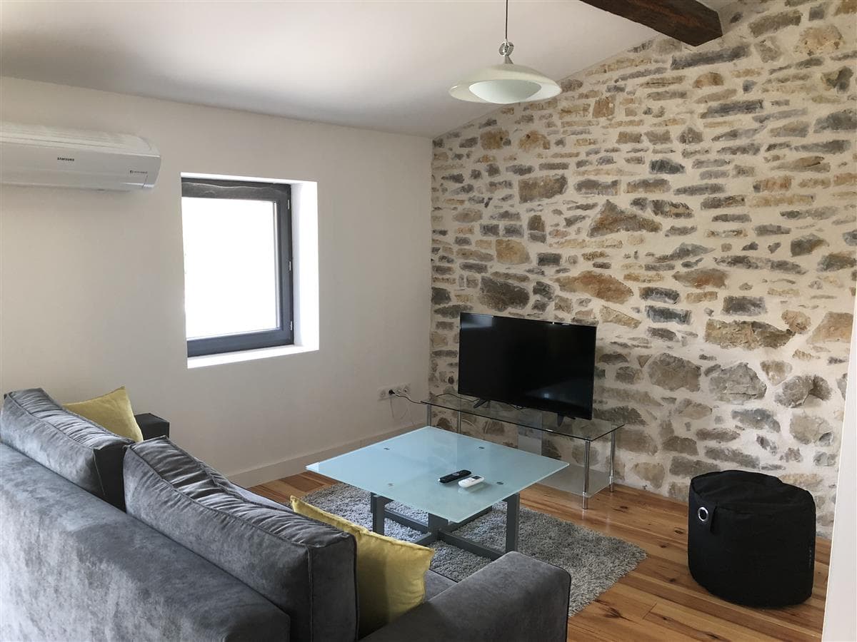 Moun Oustal-G3-salon-1
