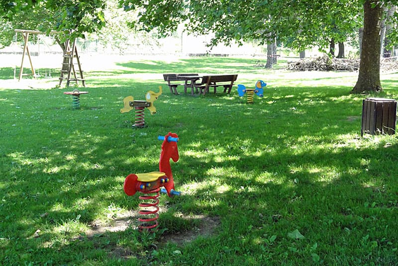 Aire de jeux et de pique-nique de Doulaincourt