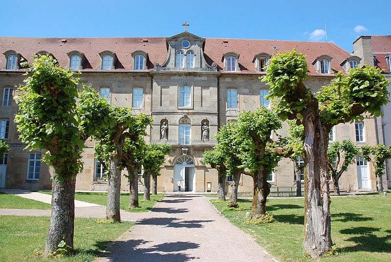 Ancien couvent des Carmes à Langres