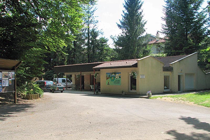 Camping du Château à Montigny-le-Roi