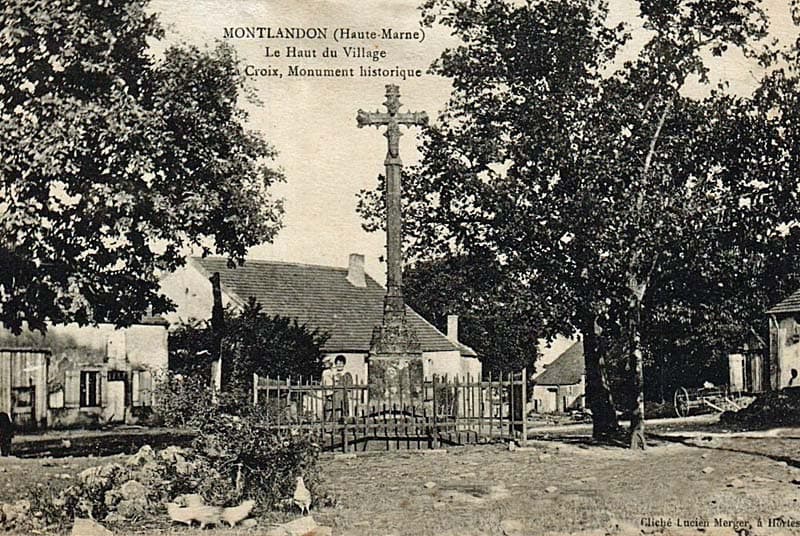 Carte postale de la croix de Montlandon