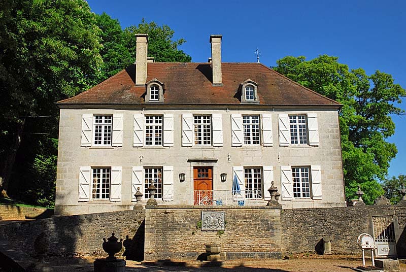 Château épiscopal de Montsaugeon
