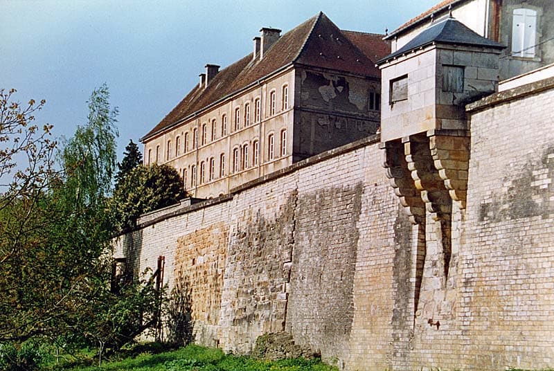 Corps de garde de l'évéché à Langres