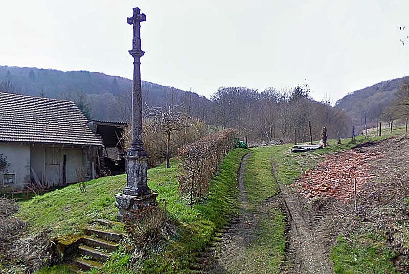 Croix à Beaucharmoy