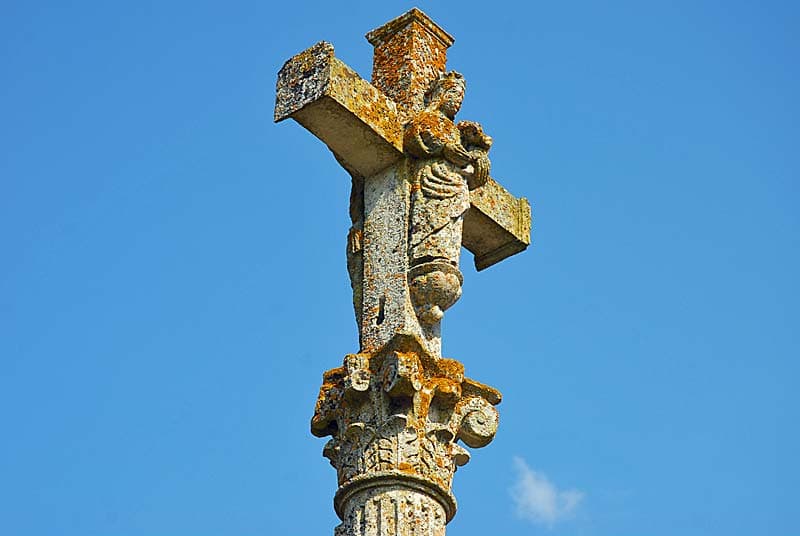 Croix de cimetière à Choiseul