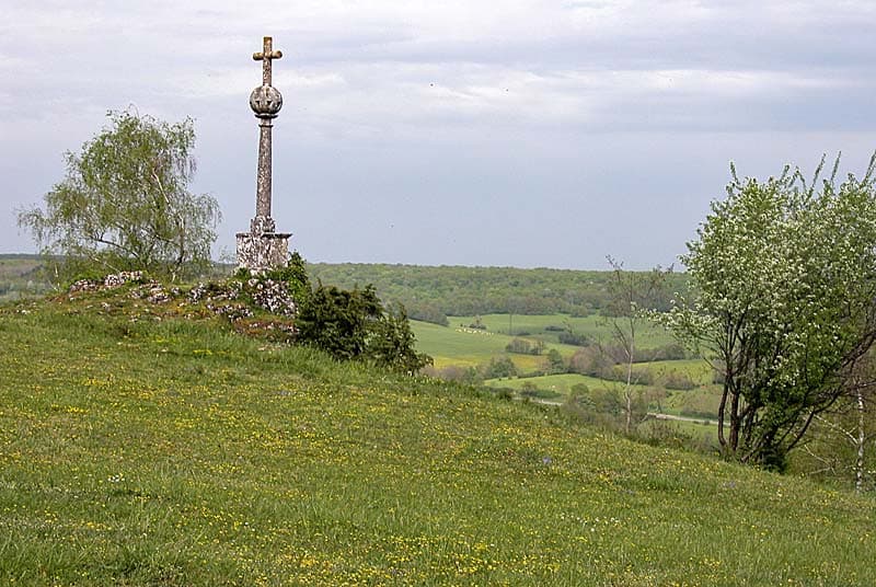 Croix du collera à Verseilles-le-Haut