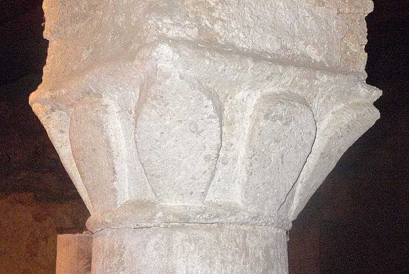 Crypte de l'église de Saints-Geosmes