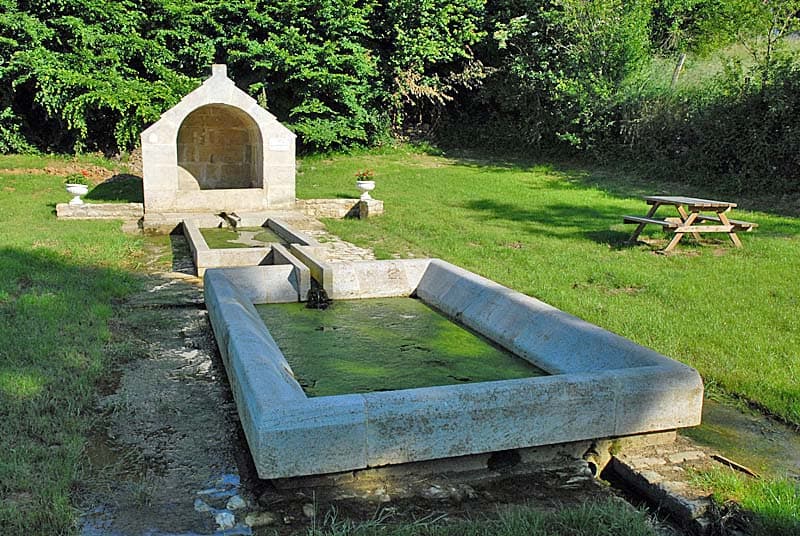 Fontaine de l'Epine à Balesmes-sur-Marne