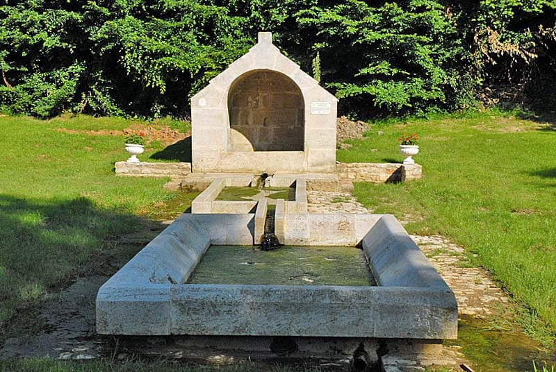 Fontaine de l'Epine à Balesmes-sur-Marne