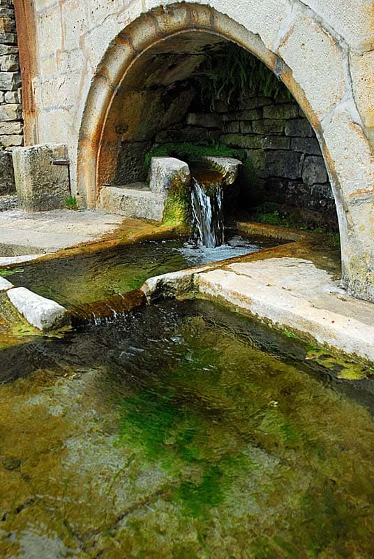 Fontaine Sainte-Marie à Cohons
