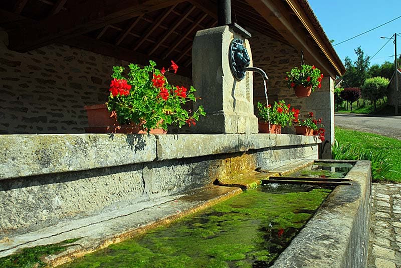 Lavoir d'Orbigny-au-Val