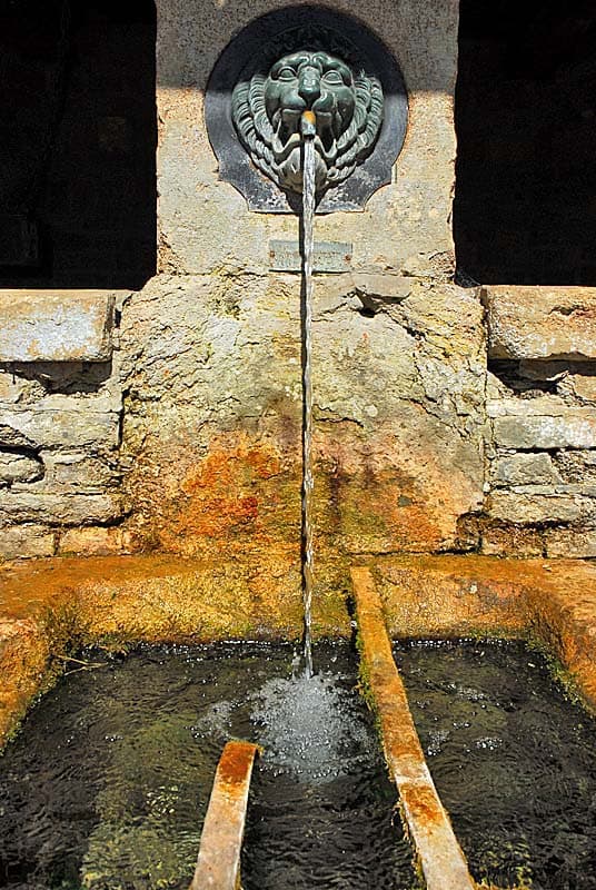 Lavoir à Noidant-le-Rocheux