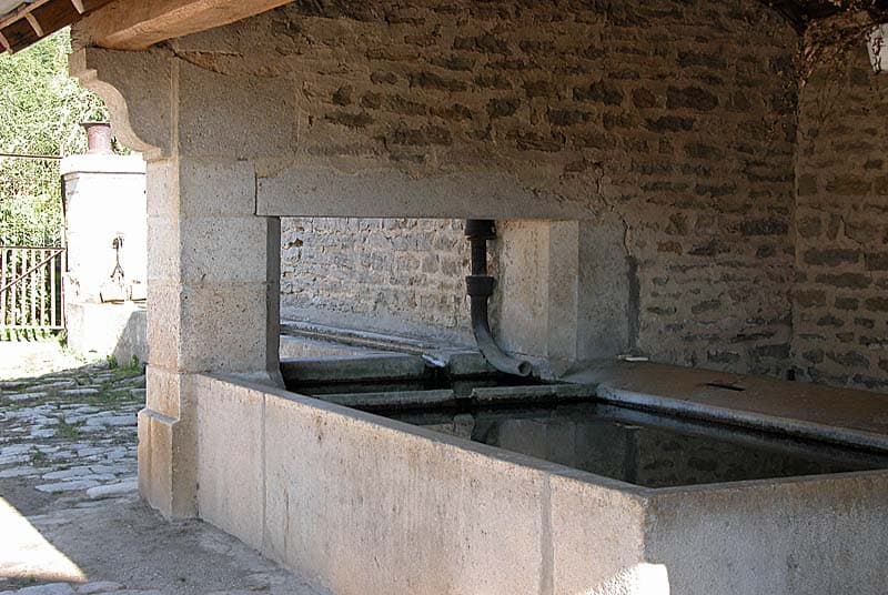 Lavoir de Villars-Montroyer