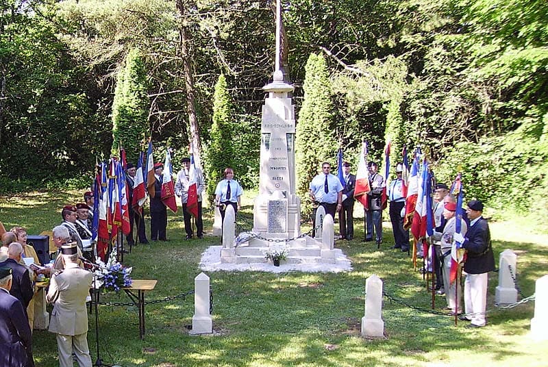 Stèle du maquis de Voisines