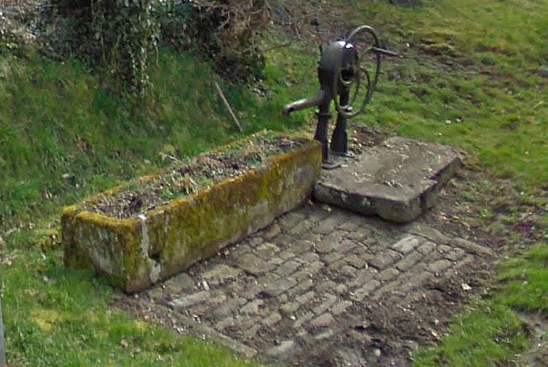 Pompe à Arnoncourt-sur-Apance