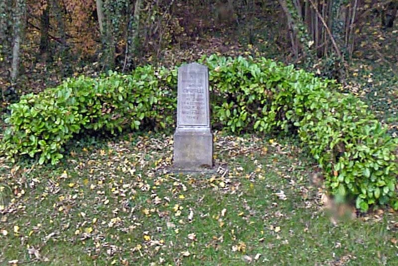 Stèle de Grenant