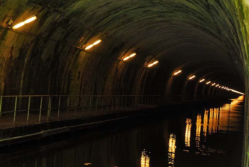 Tunnel du canal entre Champagne et Bourgogne à Noidant-Chatenoy