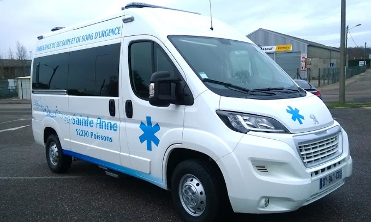 ambulances ste anne