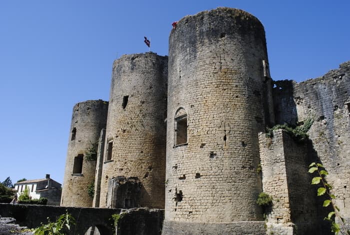 Visite guidée du château de Villandraut