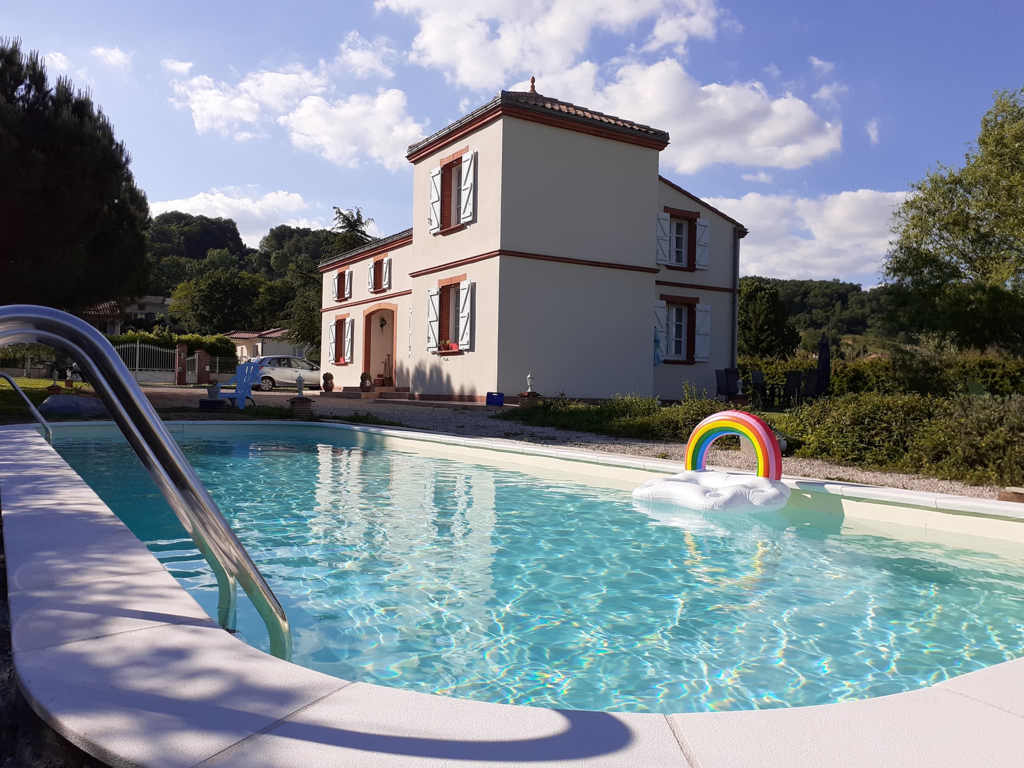Piscine et gîte l'atelier de la Cascadeta MARIGNAC LASCLARES