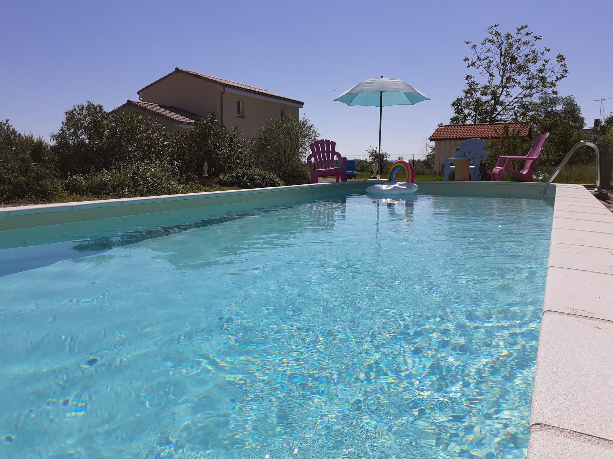 piscine gîte l'atelier de la cascadeta MARIGNAC LASCLARES