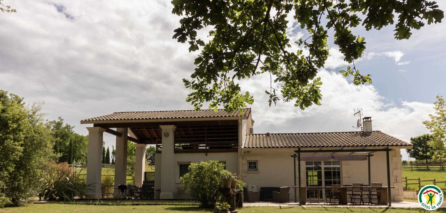 Villa Les Paradoux