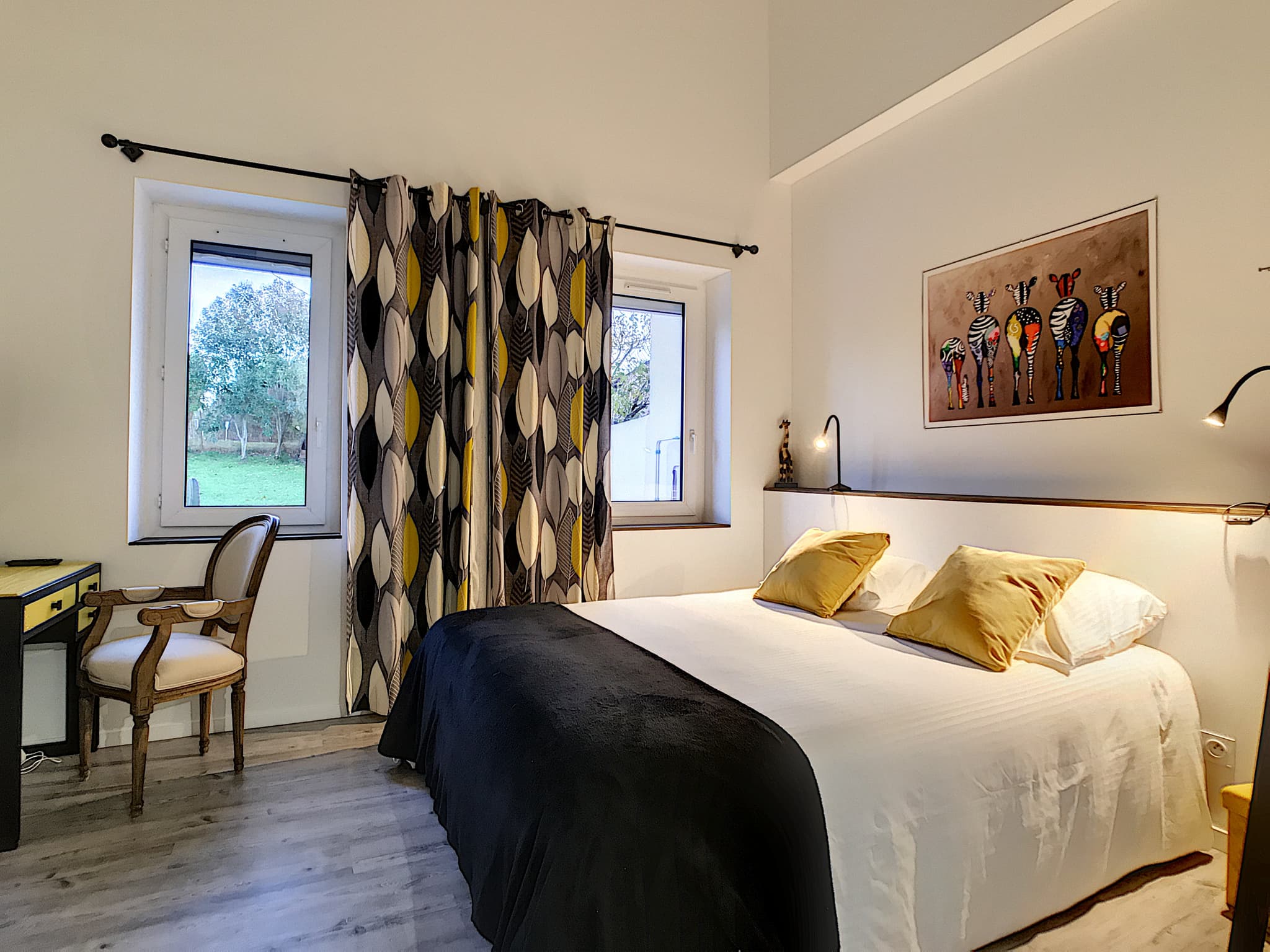 Chambre moutarde