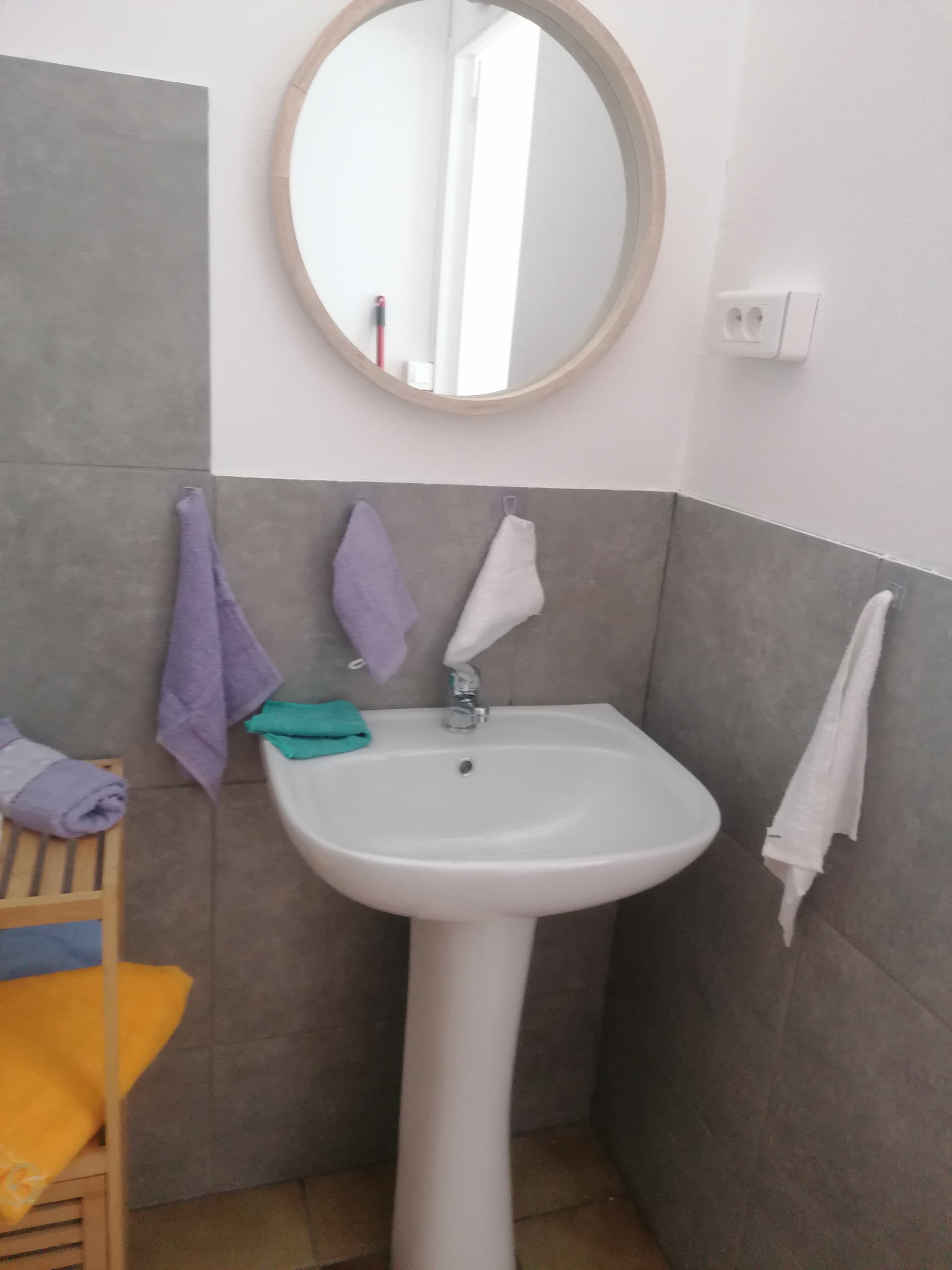 Chez Maryse, QUENTIN Maryse,coin salle d'eau