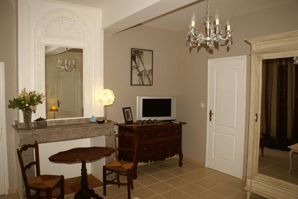 LE CLOS TOLOSAN - chambre 2