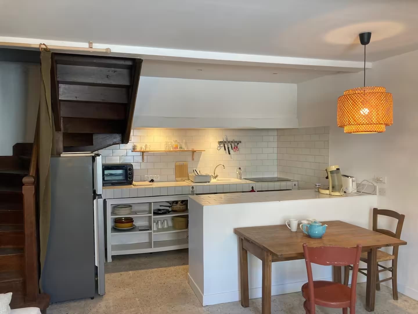 Maisonnette-L_Isle-en-Dodon_-Coin-cuisine Comminges Pyrénées