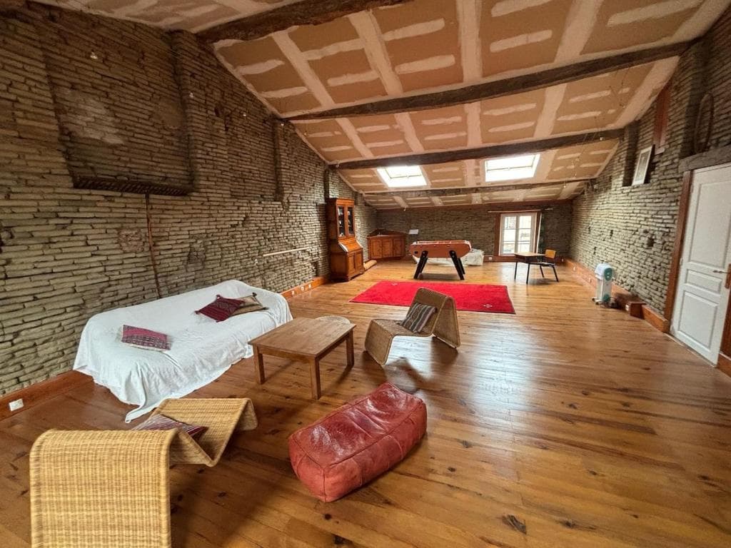 SALLE DE JEUX