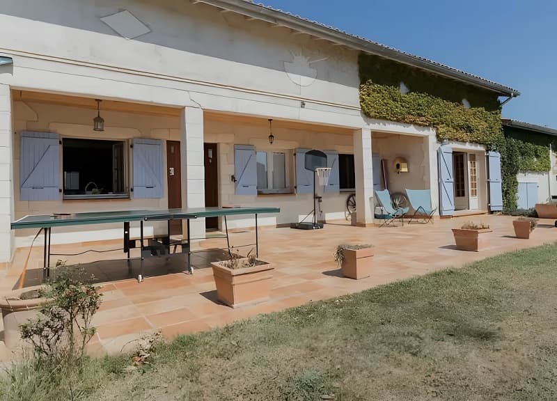 Vignaux gîte de Gascogne - terrasse - ping pong