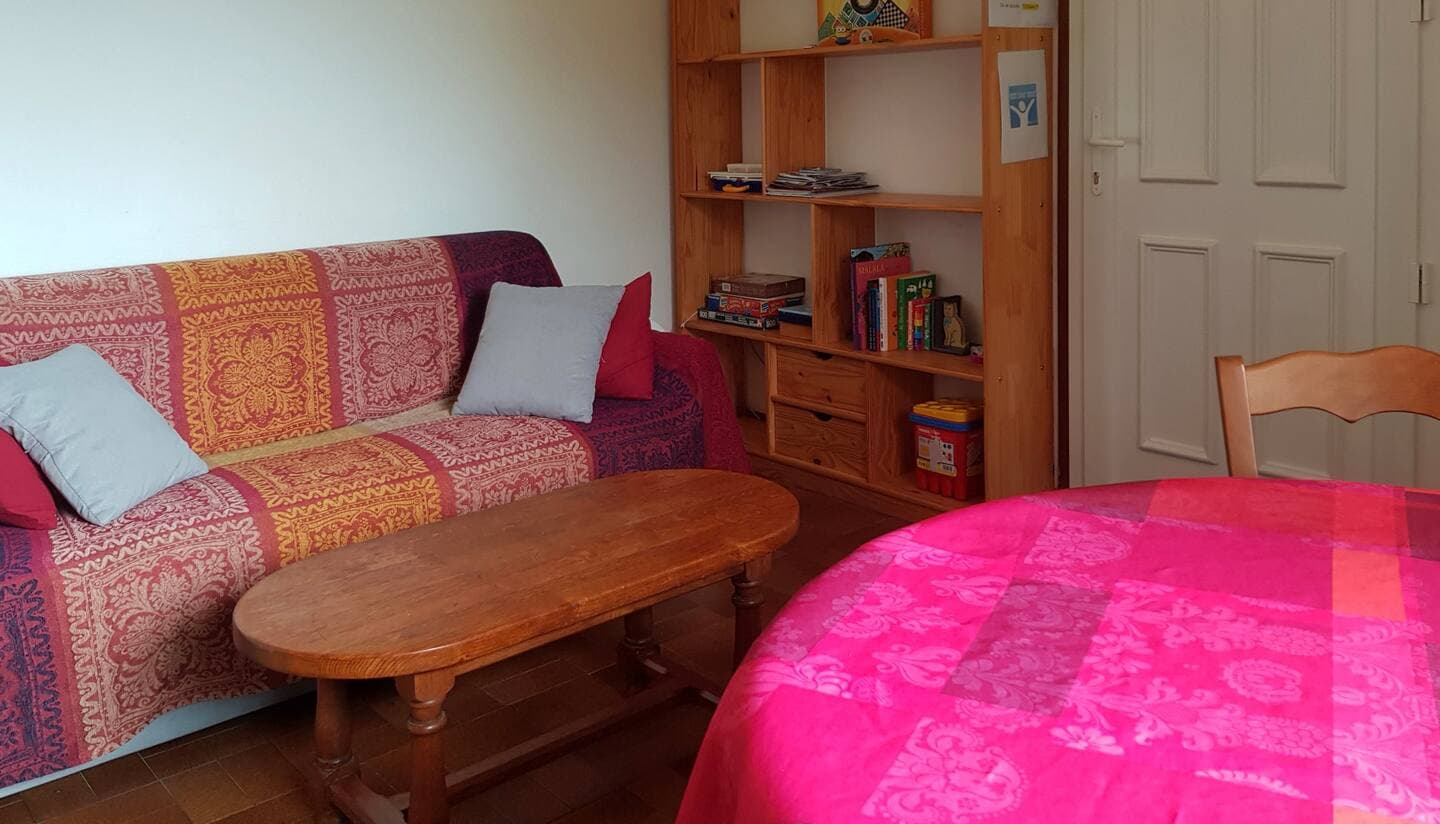 chez pierrette meuble montrejeau2