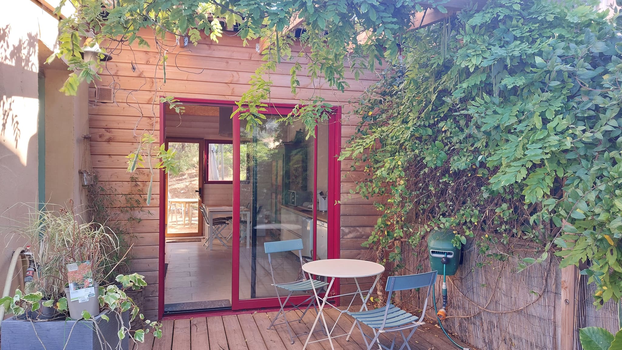 piece commune aux hotes avec terasses privatives