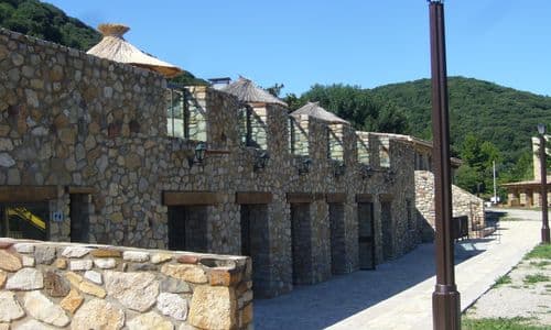 HPALAR0340000666 - Camping les Vals_vue_exterieure_salle_polyvalente