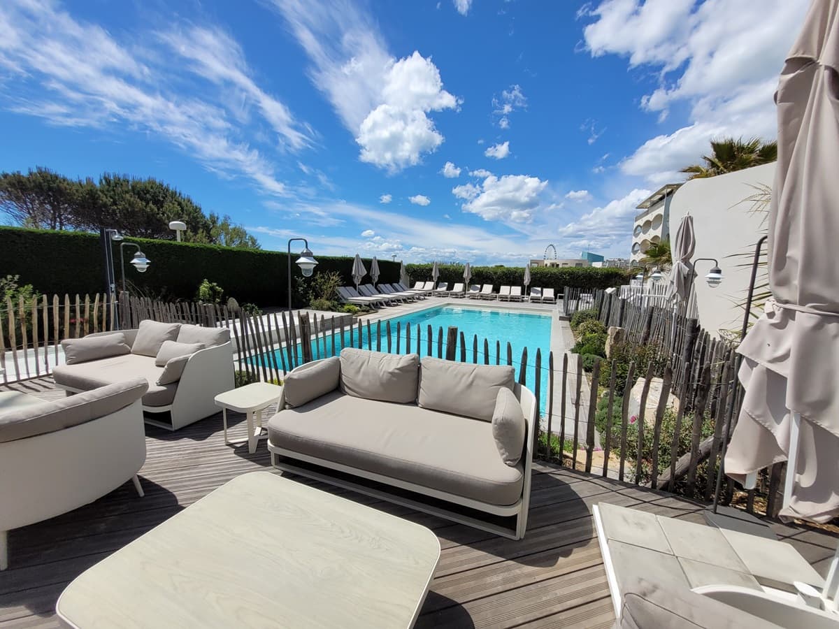 Hotel-La-Plage--Gde-Motte--Resto-plage-privee----M.HESS-OTC3M--47-