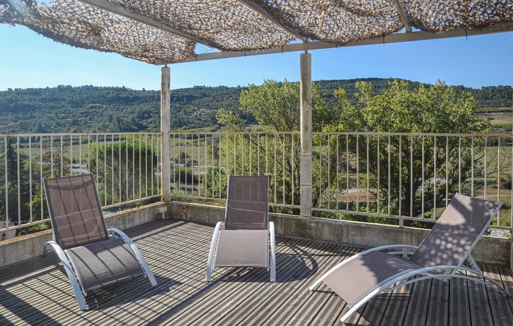 Maison Mirava-Détail Espace Terrasse_Solarium