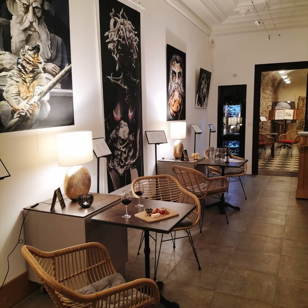 La Fontaine Lodève Salon Haussmanien 1
