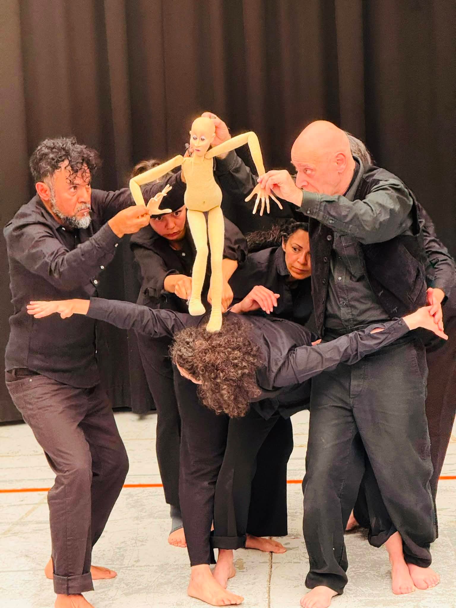 08 - 18 août - spectacle marionnette - Le Bavardou - photo
