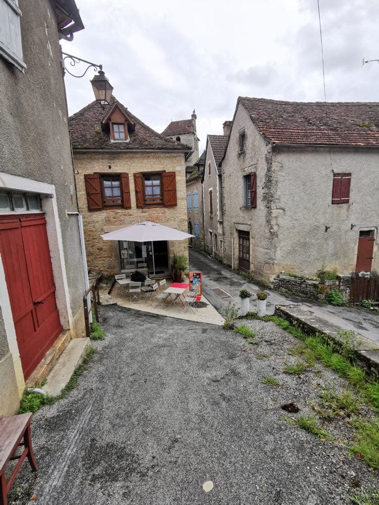 Le Larnat