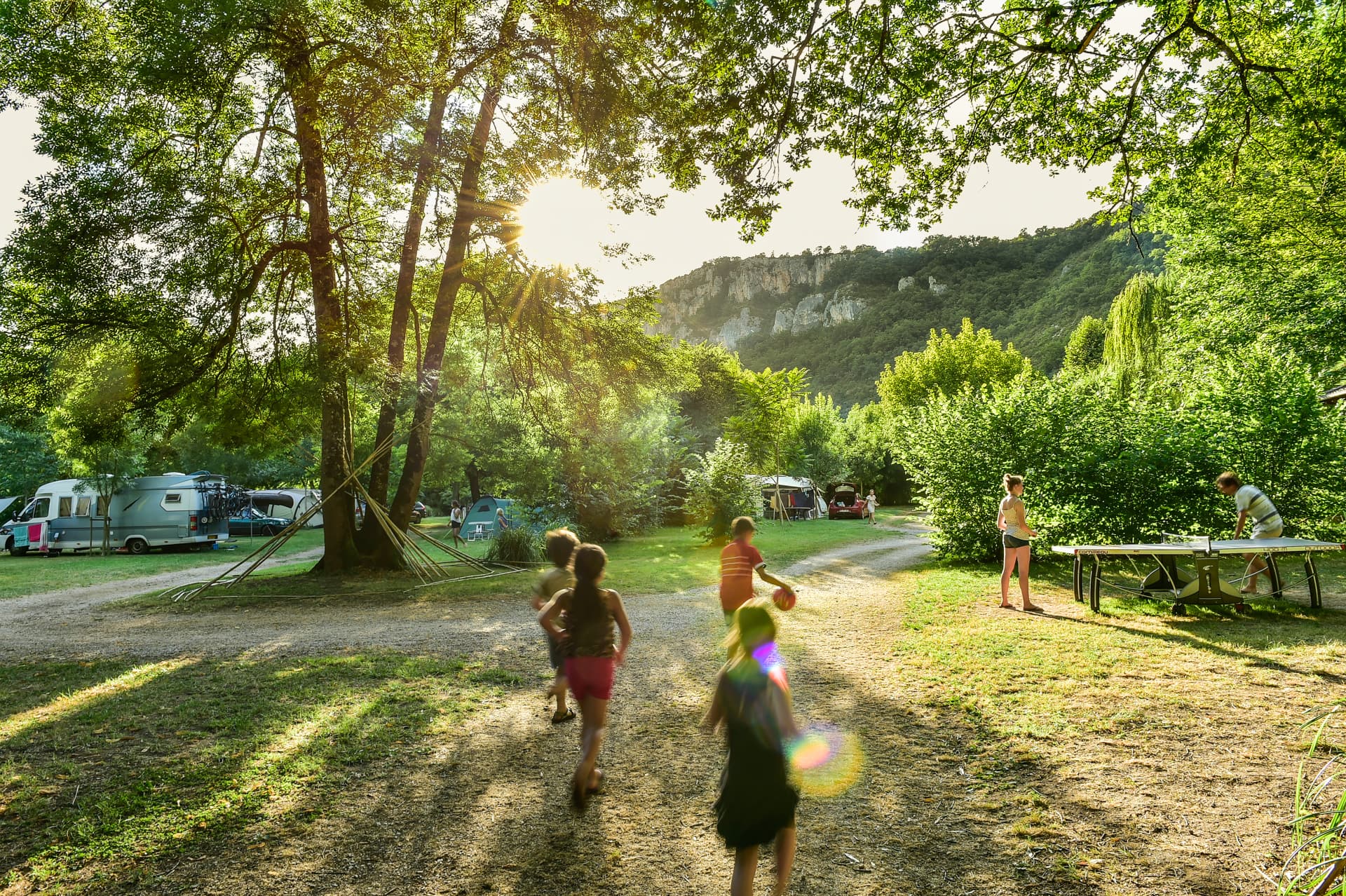Espace de jeux - camping les Cournoulises_15 © Lot Tourisme - C. ORY