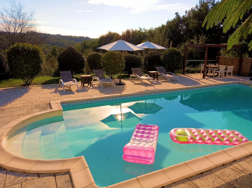 La Piscine avec vue vers le sud