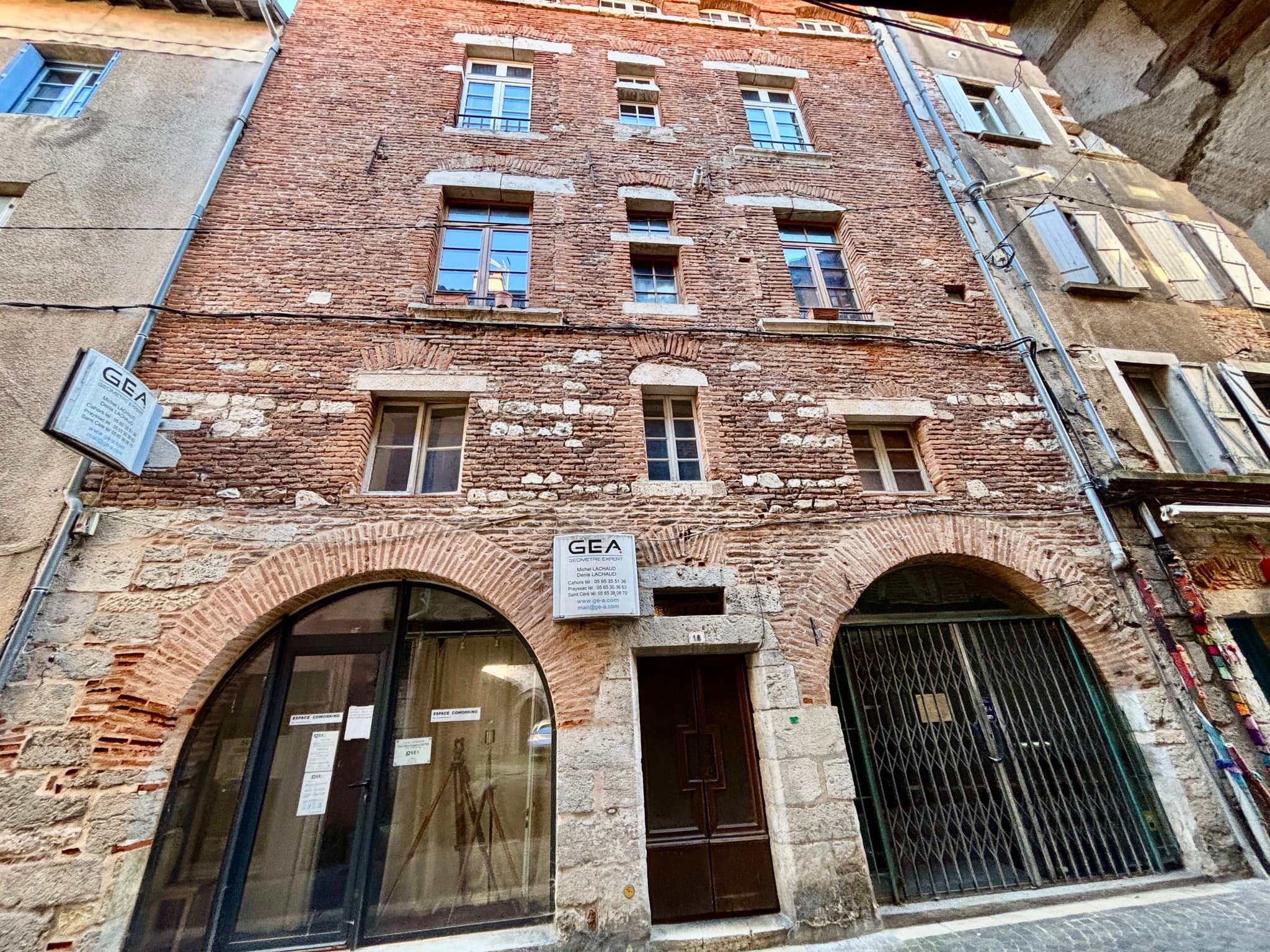 Le Saint James